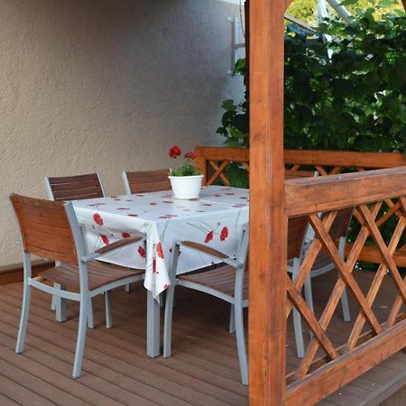 Oeroemvoelgy Vendeghaz Hotel Bozsva Luaran gambar
